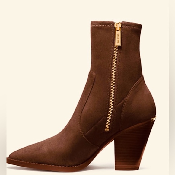 Michael Kors DOVER FAUX SUEDE STACK HEEL Booties. Brown w/ Gold Accent. Size 6.5 - Picture 1 of 10